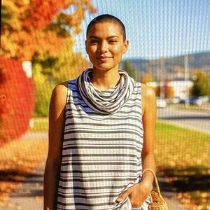 Women’s New French Laundry Sleeveless Cowl neck shirt Size Large